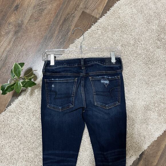 American Eagle Size 4 Dark Wash Distressed Jegging Skinny Jeans - Picture 4 of 7